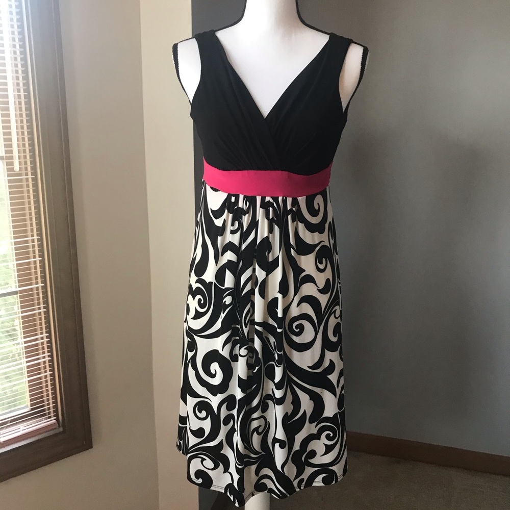 NWOT! WINDSOR Black & White Dress